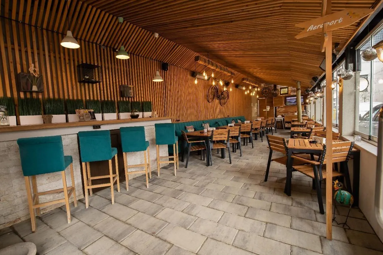 Apartament Tatu Bar&Grill Otopeni Apartment